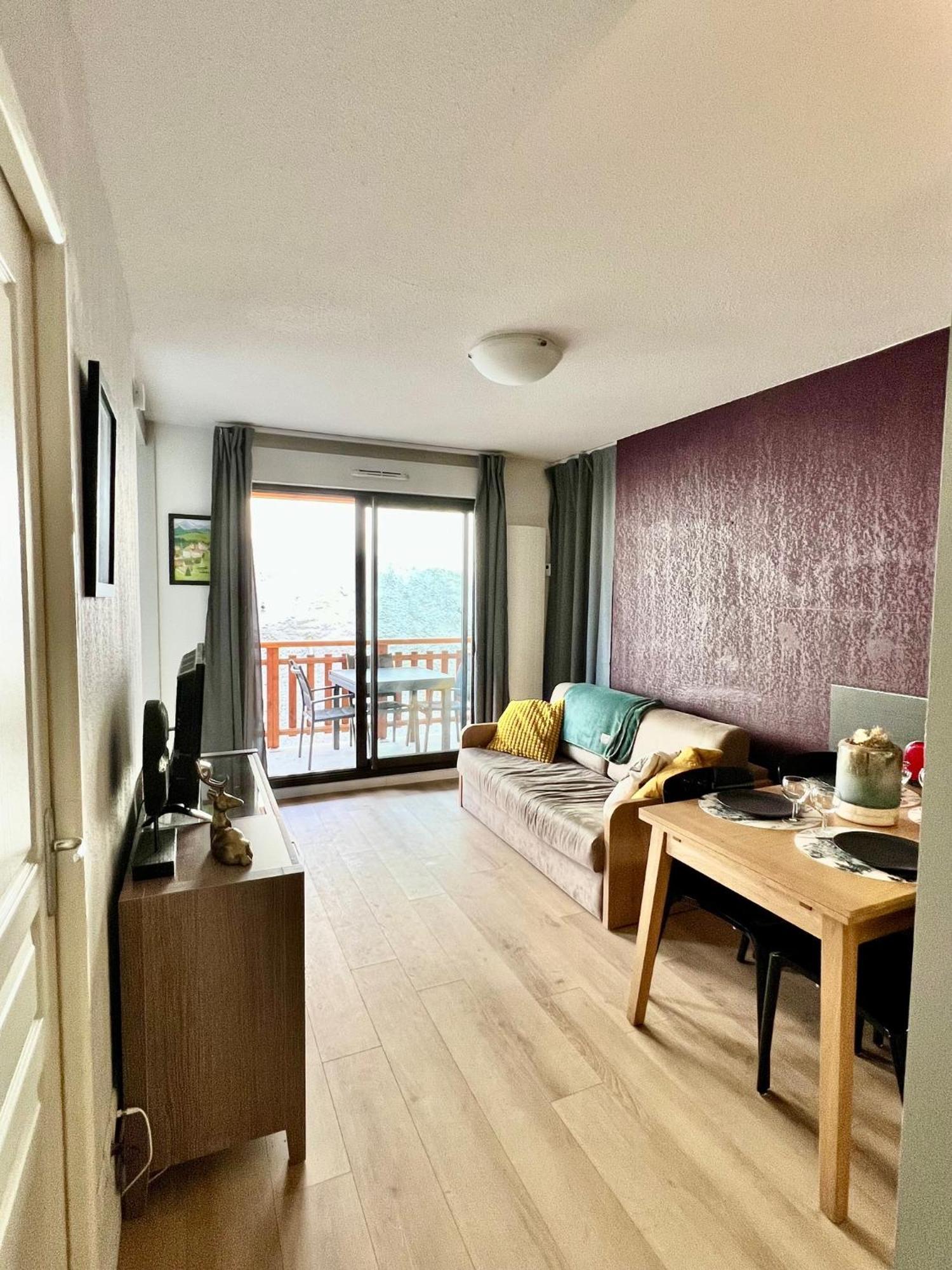 Appartement Familial Avec Parking Centre Valberg Péone Eksteriør bilde